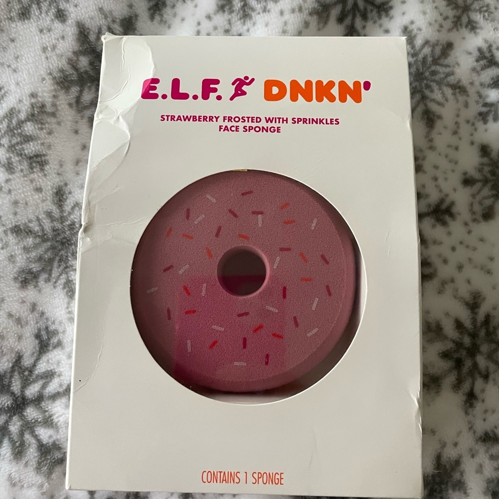 BNIB, Never used, E.L.F. X Dunkin Donuts Doughnut Makeup Sponge, Limited Edition
